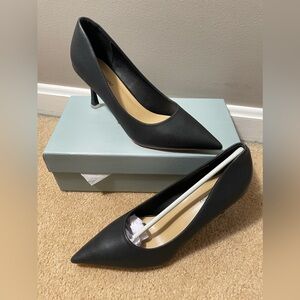 C.Paravano Elegant Black Women's Pumps size 39/8.5